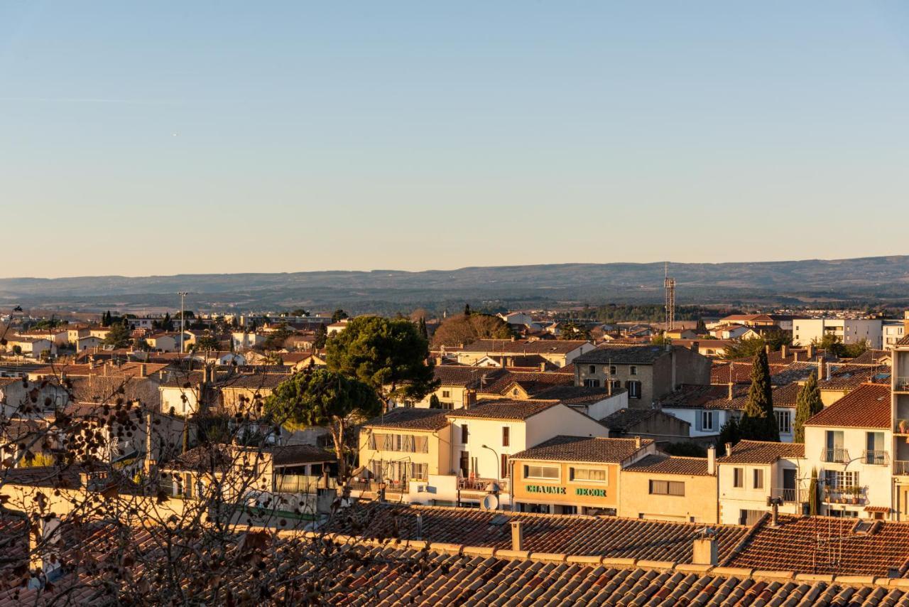 Les Couleurs Du Monde ! Parking Et Balcon Carcassonne Exterior foto